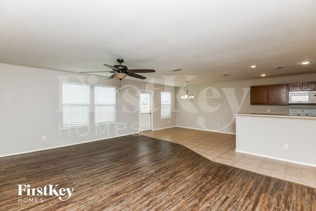 Building Photo - 1216 Foxglove Ln