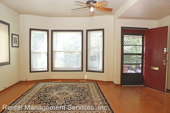 Foto del edificio - 222-228 NE 29th Ave