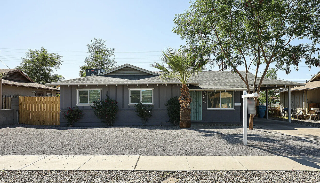 Foto principal - 4017 W Lynwood St