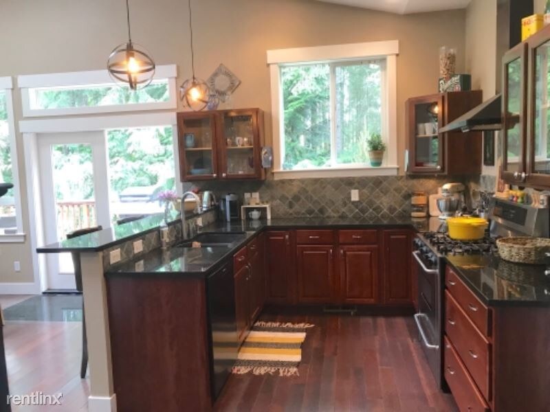 Foto principal - 4 br, 2.5 bath House - 6 Sunflower Circle