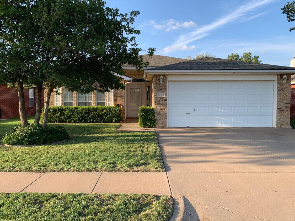 Foto principal - 6306 15th St
