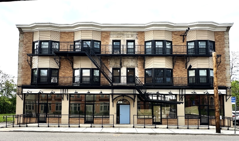 Primary Photo - 525 Larimer Ave