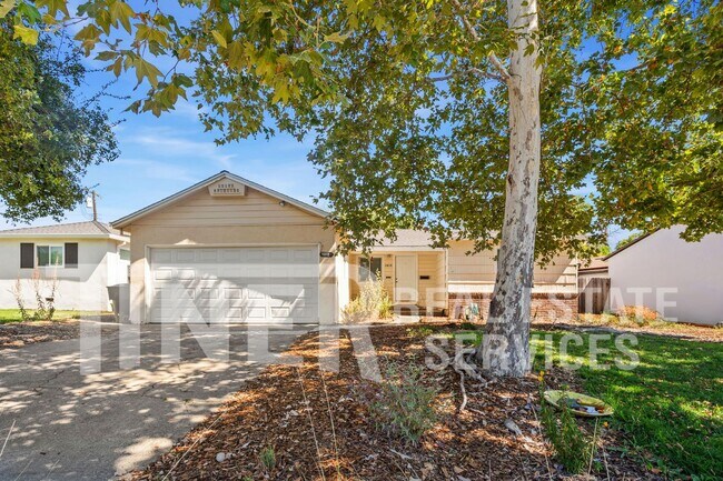 Photo - 1812 Mercury Way House