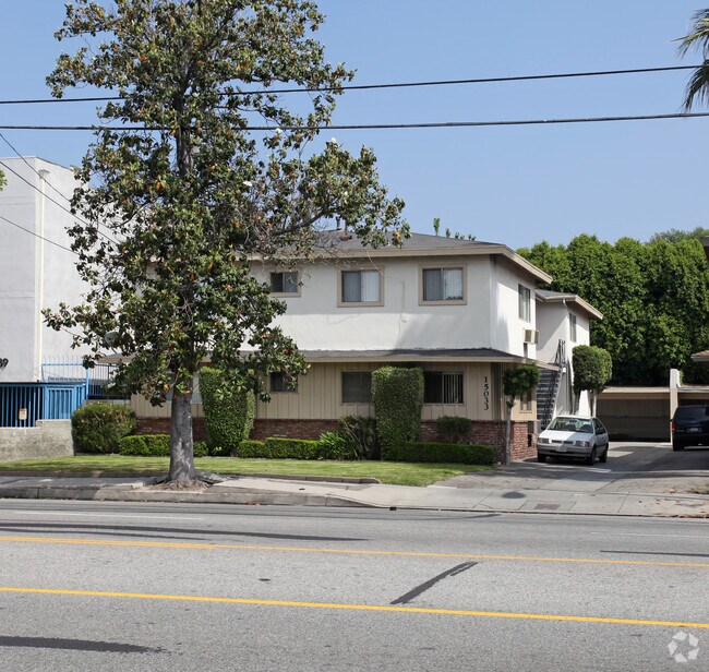 Burbank Apartments Apartments Van Nuys, CA