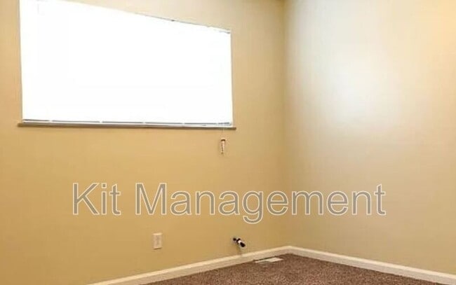 Foto del edificio - Charming 1-Bedroom Near West Laskey – Cozy, Convenient, and Affordable at $675 / $99 Move In Special