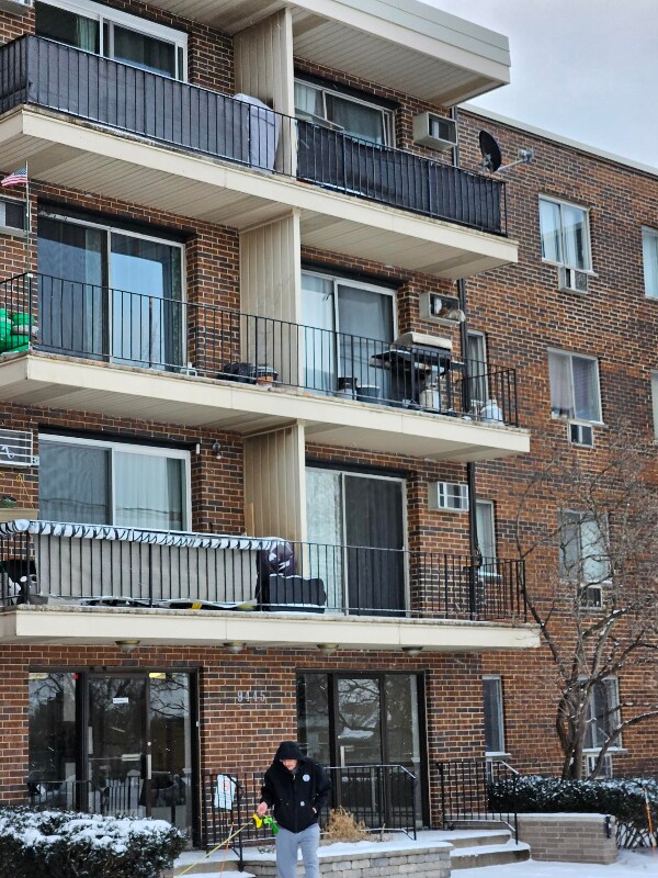 9445 Kenton Ave Unit 208, Skokie, IL 60076 Condo for Rent in Skokie