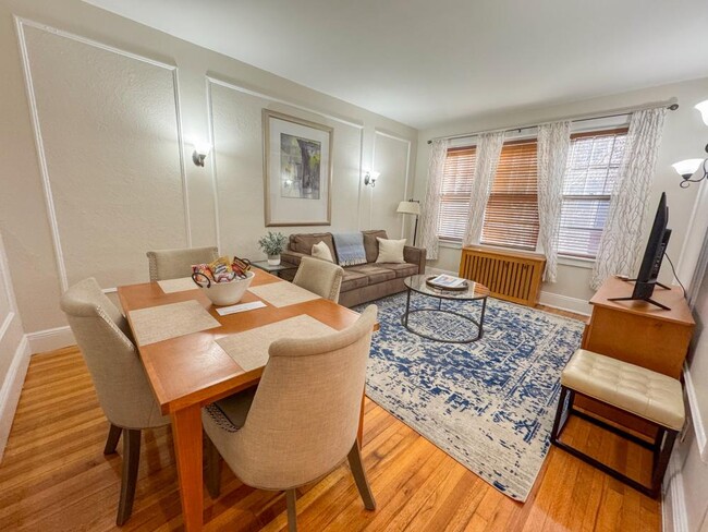 Foto del edificio - 2 bedroom in Brookline MA 02446