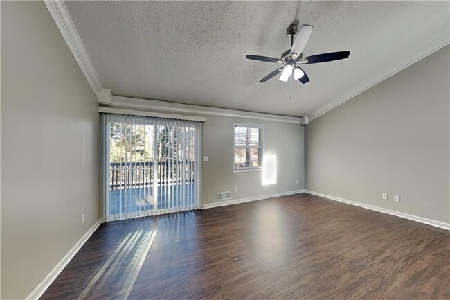 Foto del edificio - 3311 Chastain Crossing NW