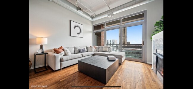 Foto del edificio - 933 W Van Buren St