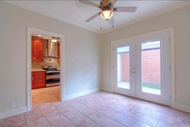 Building Photo - 2620 Bering Dr