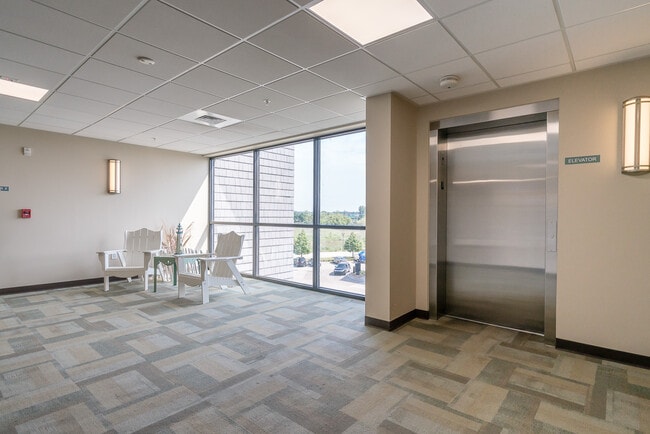 3rd Floor Lobby - 530 Miller Dr