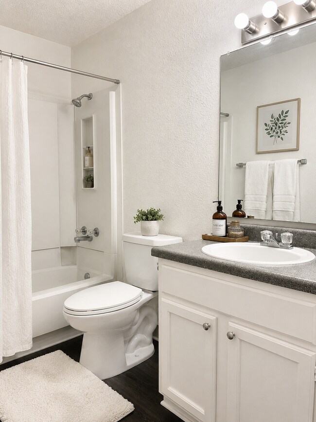 Interior Photo - Residences At The Overlook