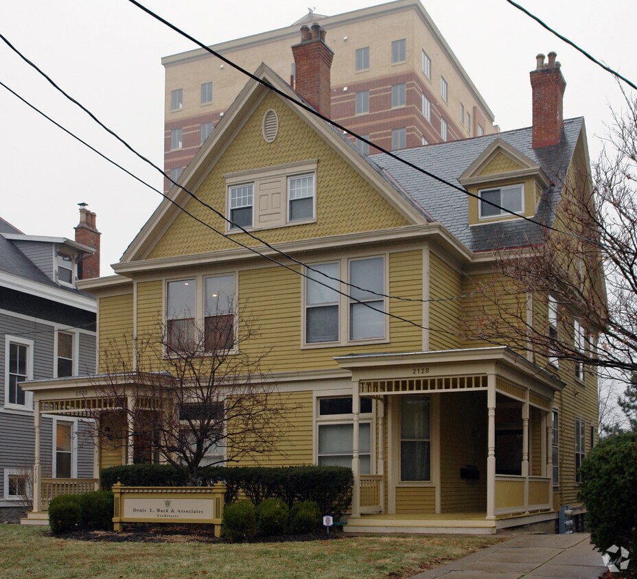 Primary Photo - 2128-2130 Alpine Pl