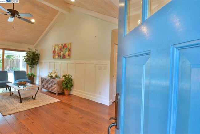Building Photo - 7717 Cottonwood Ln