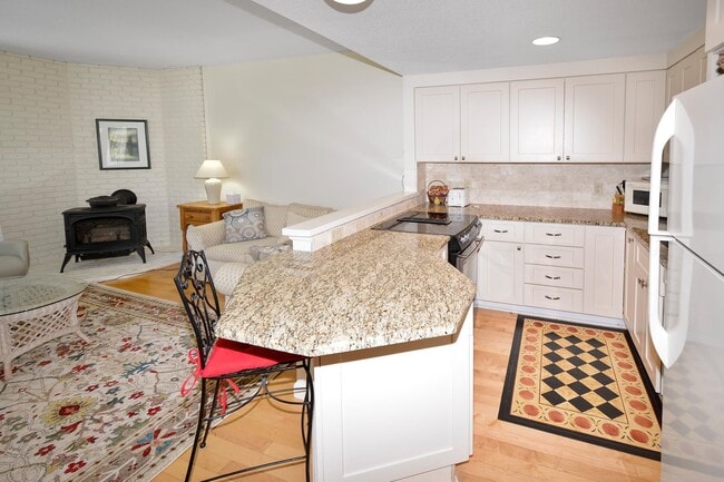 Foto del edificio - 803 Covered Bridge Ln