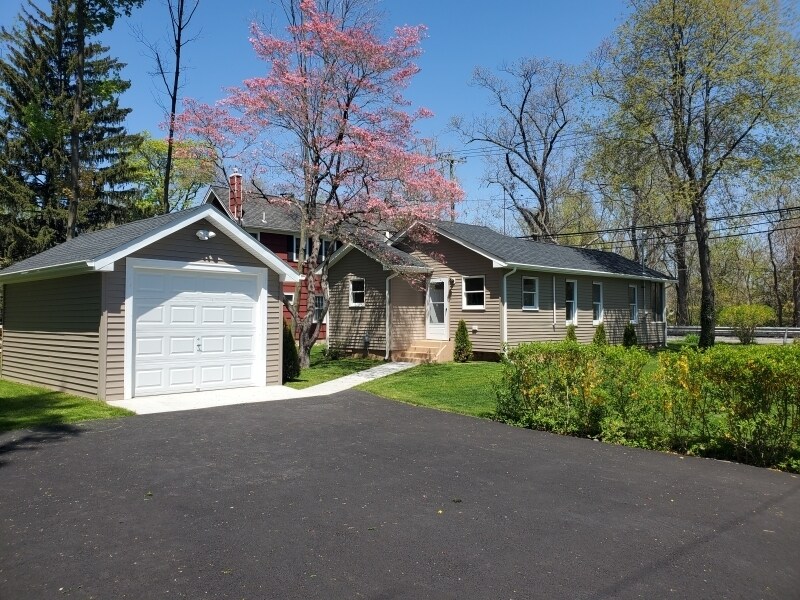 Primary Photo - 87 Doty Rd