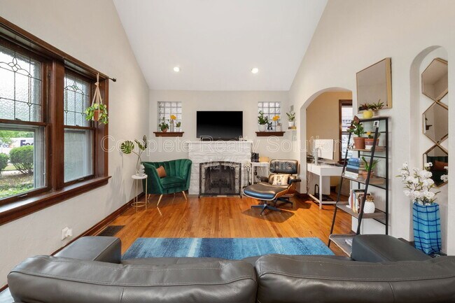 Foto del edificio - 2164 Lafayette Ave