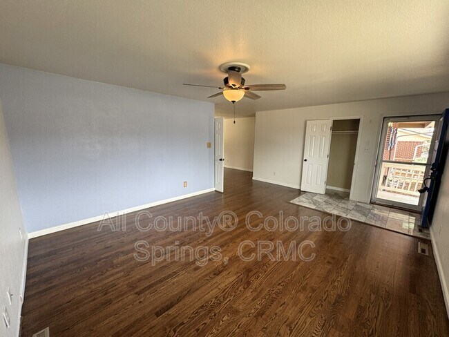 Building Photo - 1235 Shasta Dr