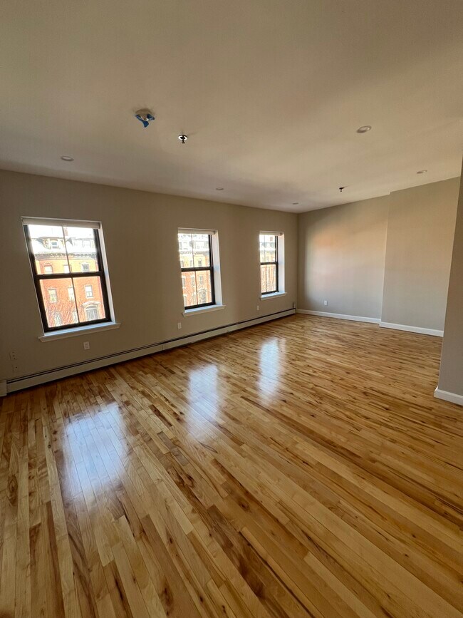 Foto del edificio - 459 Massachusetts Ave