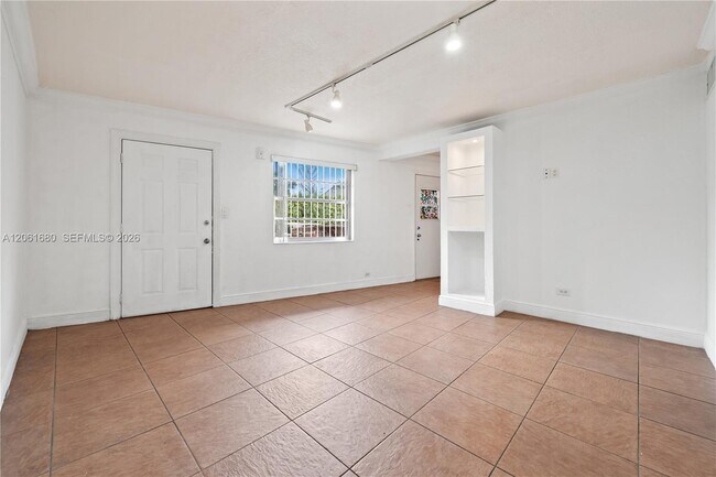 Foto del edificio - 1610 NW N River Dr