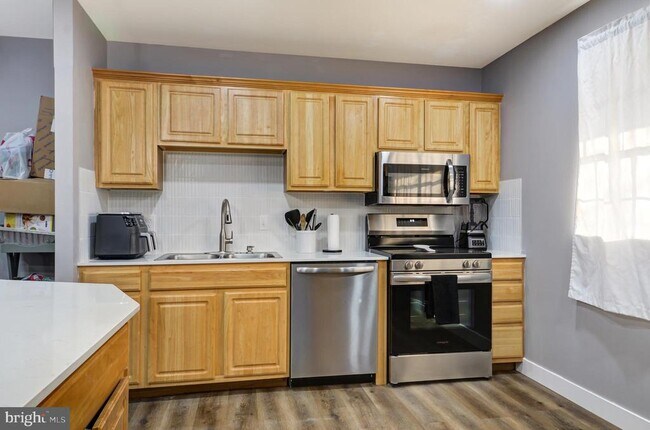 Building Photo - 1336 Fox Run
