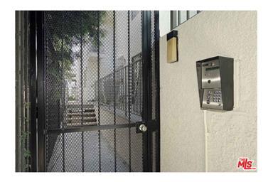 edificio seguro - 10740 Lawler St