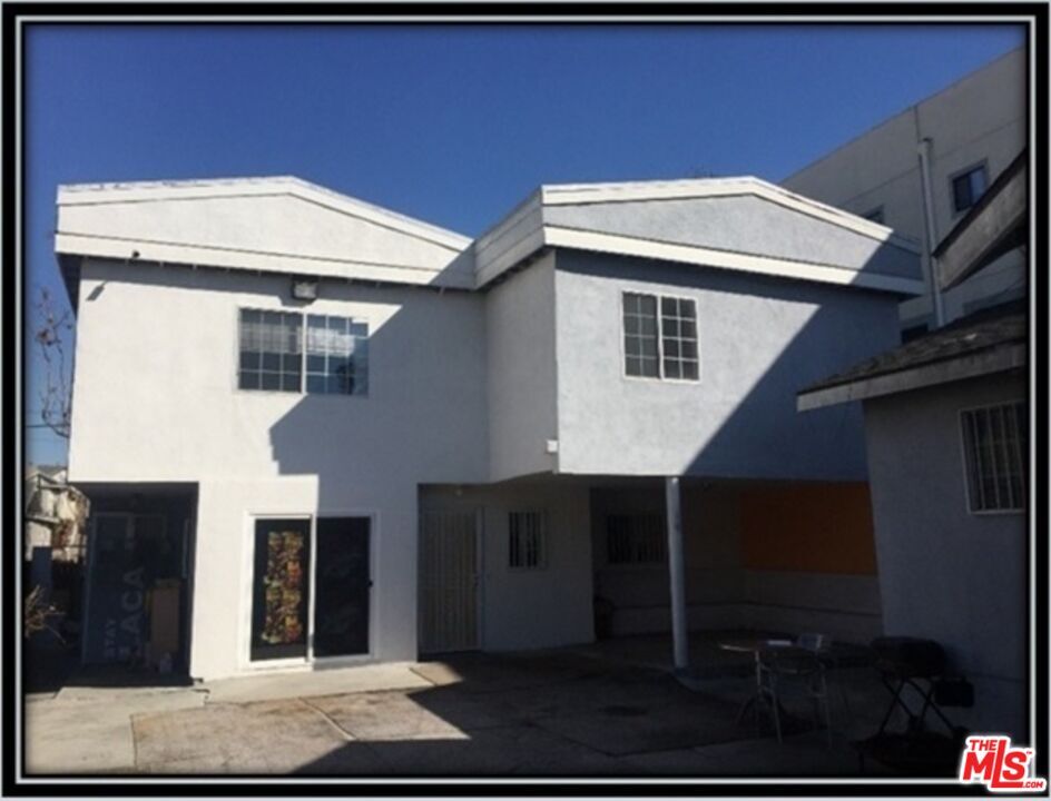 Foto principal - 1126 Irolo St