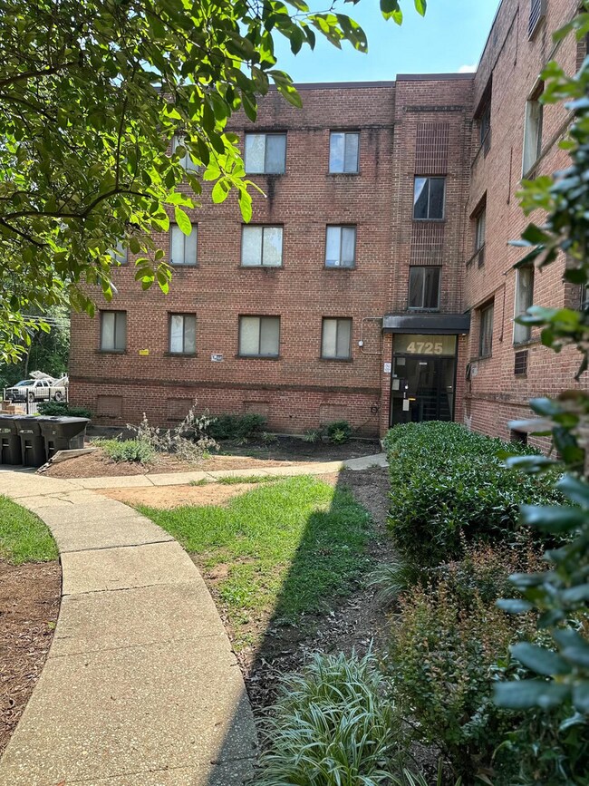 3 Bed 1 Bath SW DC - 3 Bed 1 Bath SW DC Apartment
