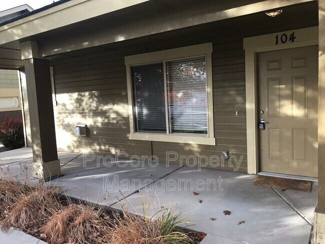 Building Photo - 9824 Rosecroft Ct