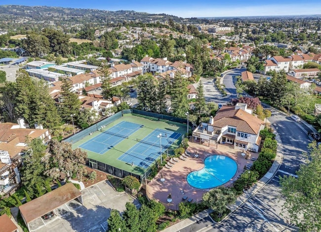 Foto del edificio - Available Now! Spacious 2 Bed, 2 Bath in t...