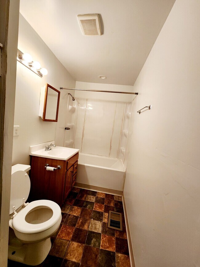 Foto del edificio - 4245 E 11th Ave