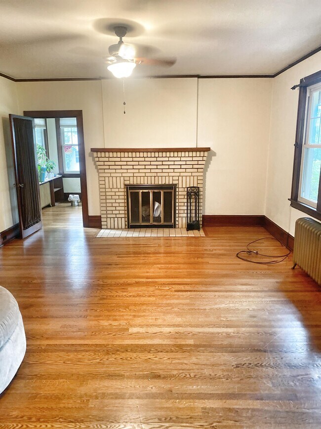 Foto del edificio - 90 Forest Hill Dr