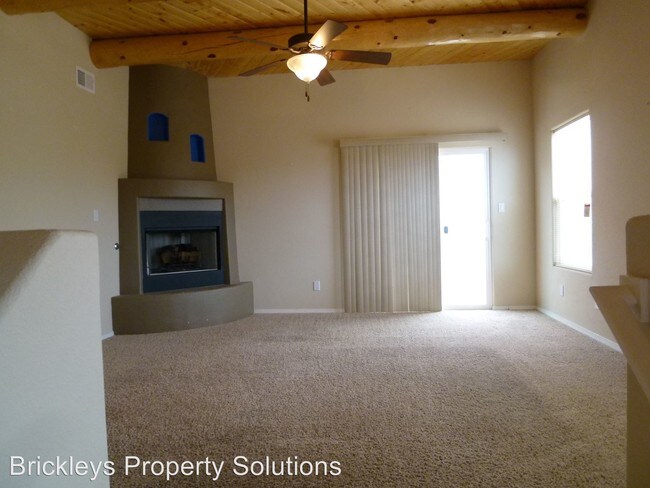Building Photo - 137 Riata Trl SE