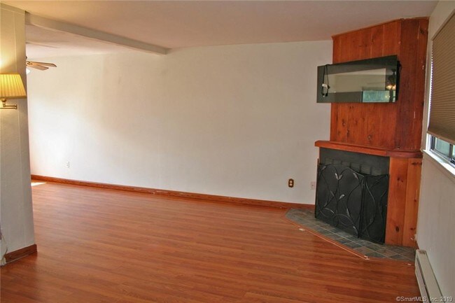 Foto del edificio - 338 Lebanon Ave