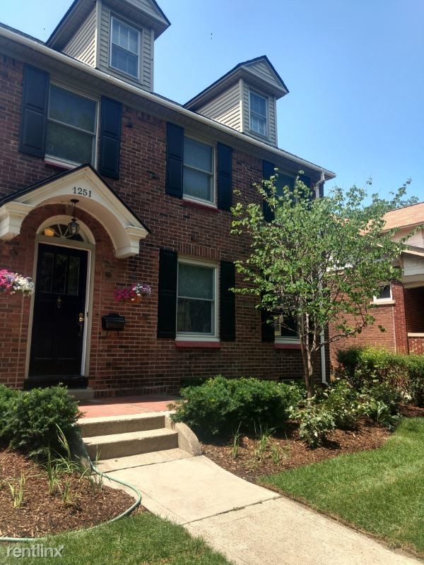 Foto del edificio - 1251 Beaconsfield Ave