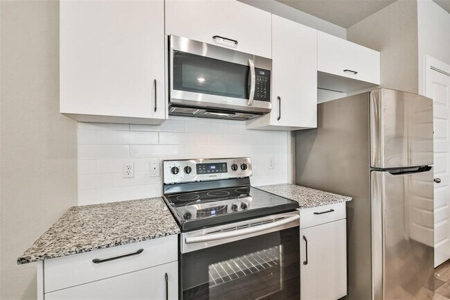 Foto del edificio - 25508 Starling Ln