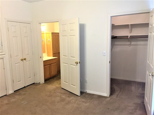 Photo - 1766 N Gregg Ave Apartment