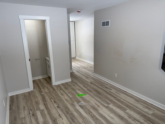 Foto del edificio - Elizabeth - 321/323