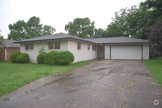 Building Photo - 1946 S 74th E Ave