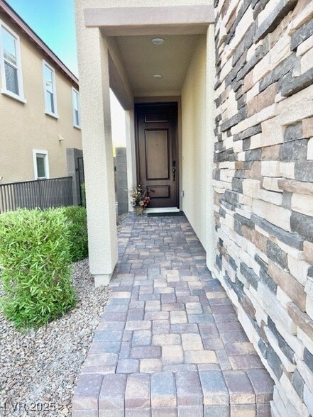 Foto del edificio - 12499 Island Bells Ave