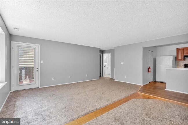 Foto del edificio - 5512B Aberdeen Dr