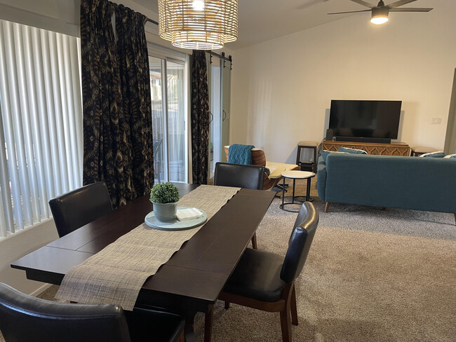 Open floorplan, view from kitchen - 9304 Yucca Blossom Dr