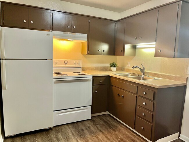 Interior Photo - 25gr