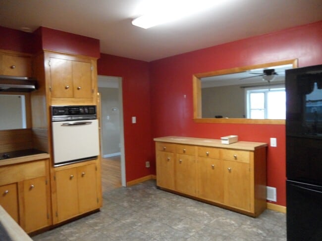 Foto del edificio - 1573 Riverside Dr