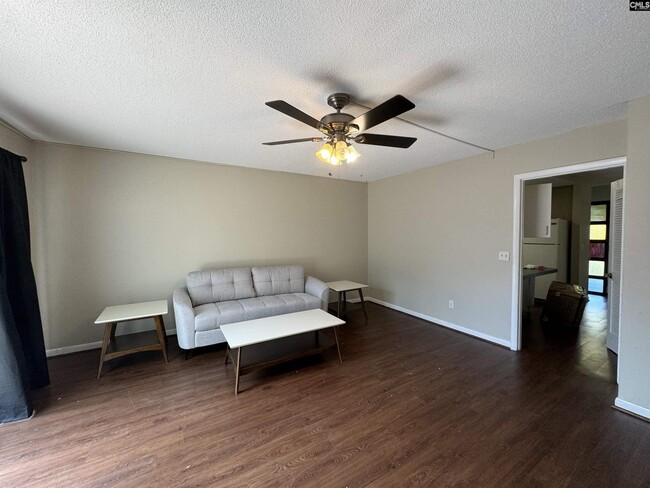 Building Photo - 500 Saluda Ave