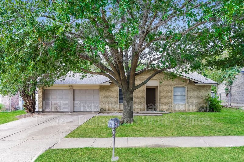 Photo - 1811 East Timberview Lane