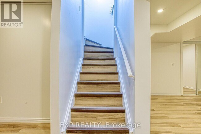 Photo du bâtiment - 72 Nanaimo Cres