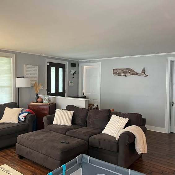 Sala de estar con chimenea - 245 Union St