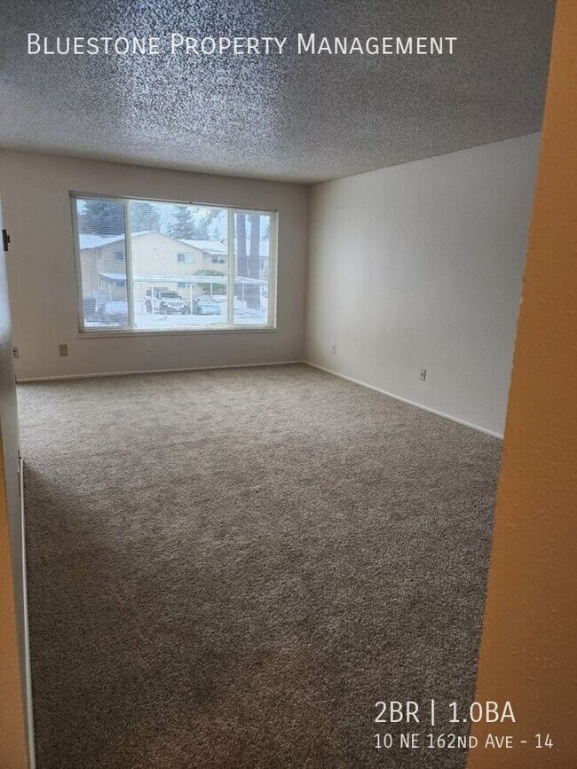 Foto del edificio - Two Bedroom Apartment - Available Now!