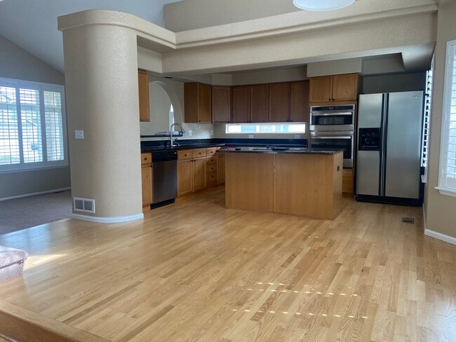 Photo - 5130 Morning Glory Pl (Highlands Ranch, CO) House